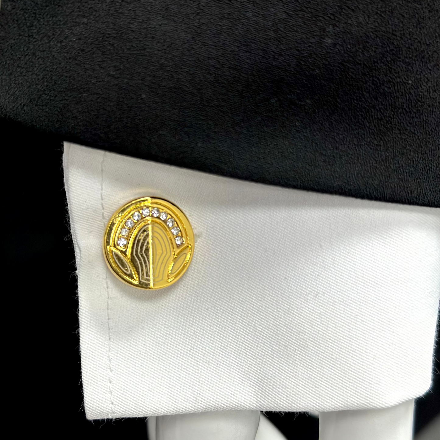 Stylish Round Gold Detailed with Diamonds Finish - Istanbul Fashion Cufflinks - 70