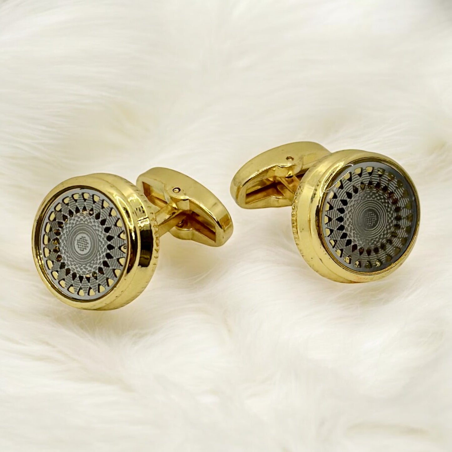 Elegantly Round Istanbul Fashion Cufflinks Detailed Gold with Beige and Silver Interior - 18