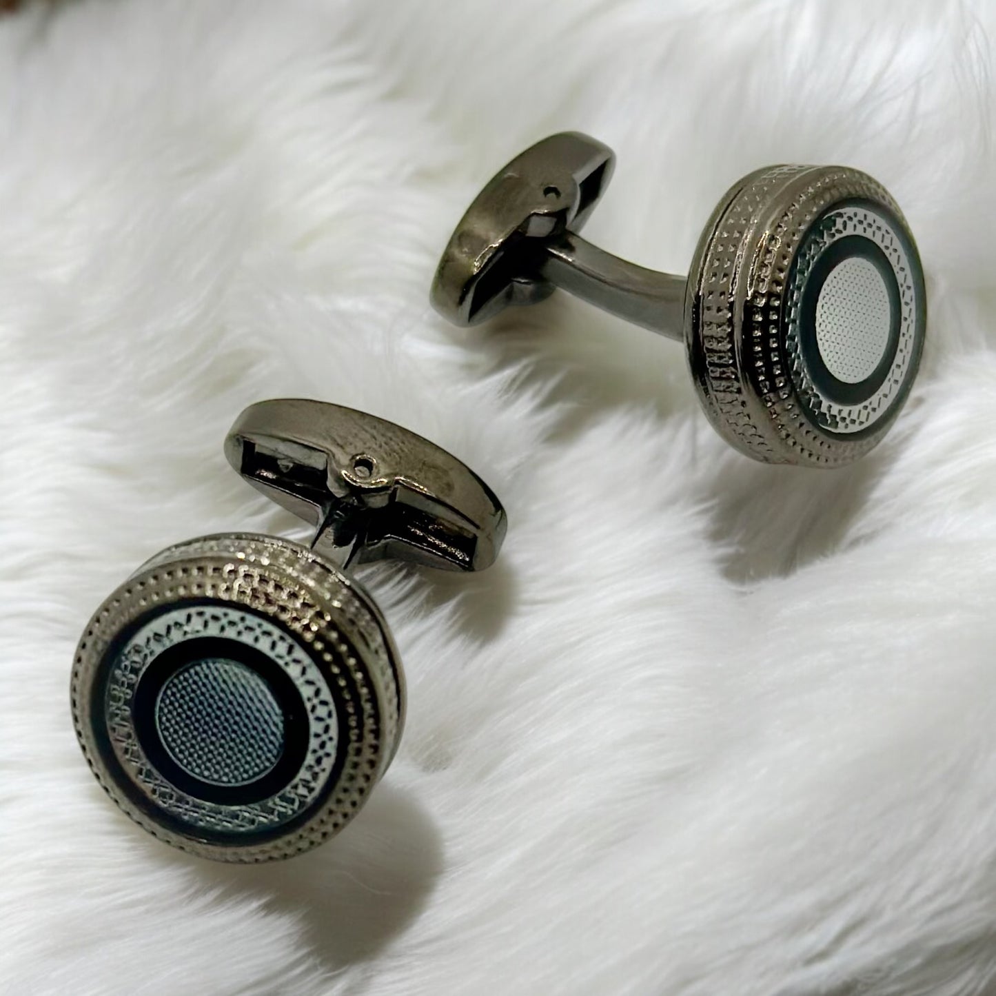 Glossy Black Round Round Istanbul Fashion Cufflinks Detailed with Black and Shiny Silver - 31