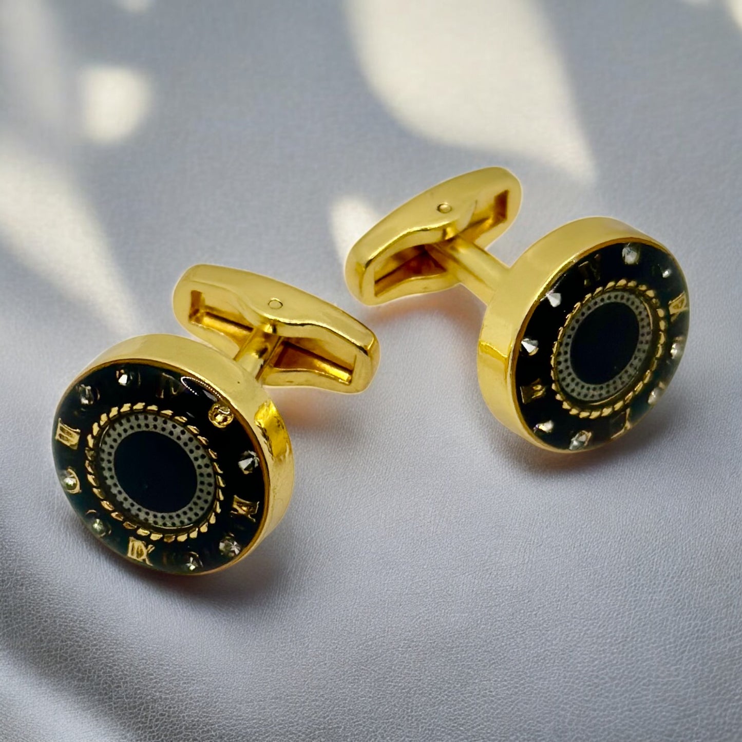 Gold Black Round Round Istanbul Fashion Cufflinks Detailed with Black, Shiny Silver and Gold - 32