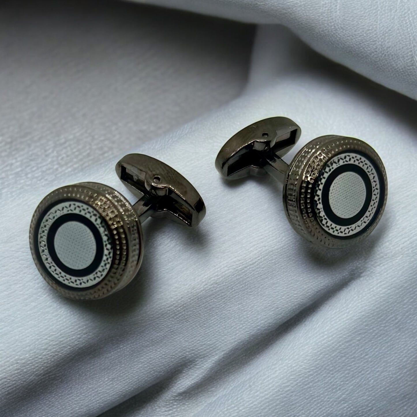 Glossy Black Round Round Istanbul Fashion Cufflinks Detailed with Black and Shiny Silver - 31