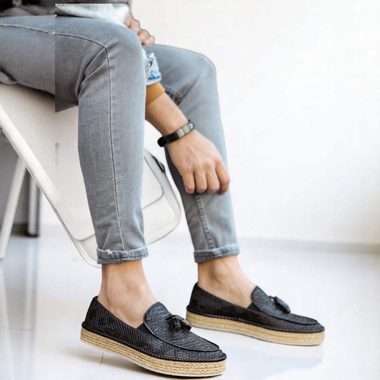 Detailed Black shoes with Beige Bottom - Modern Casual Shoes - 1190
