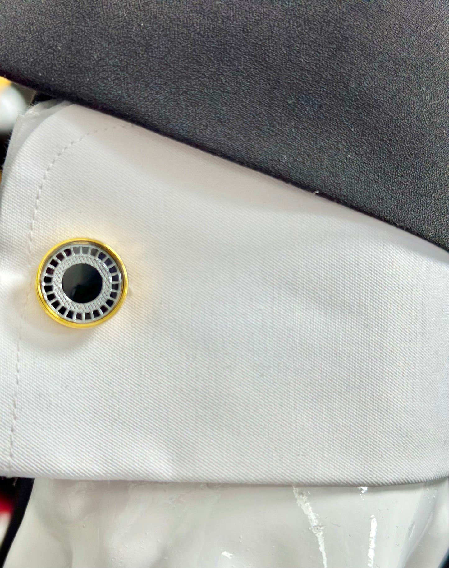Round Istanbul Fashion Cufflinks - Gold Exterior with Black Details Mixed with Silver  - 4