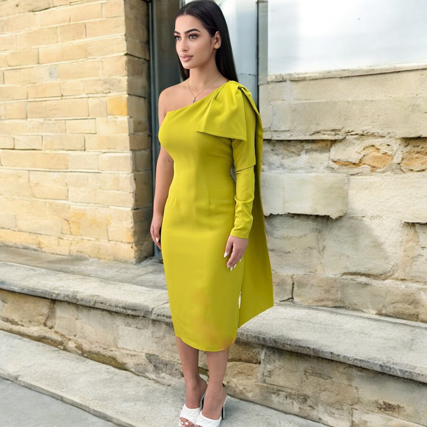 Sexy Midi Green Dress- Detailed with Beautiful One Shoulder Fabric