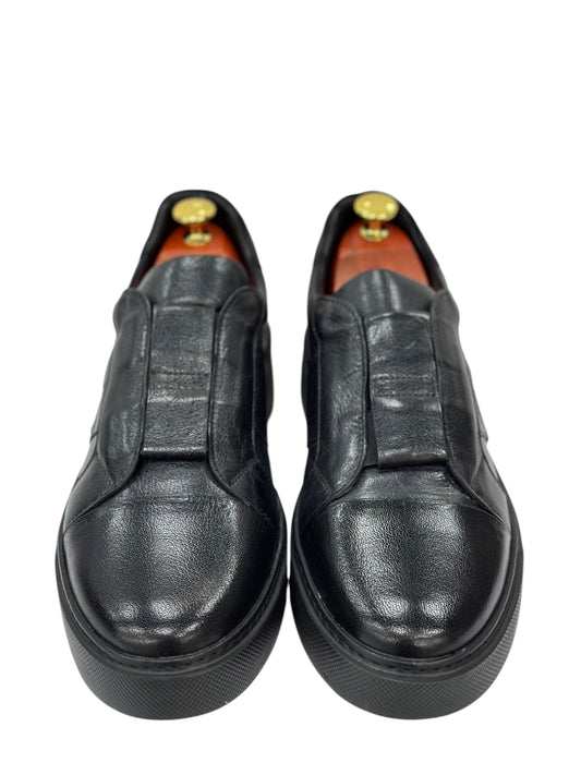 Black Sneakers - Unique   Leather- with Details  On the Side -Rubber Bottom -802