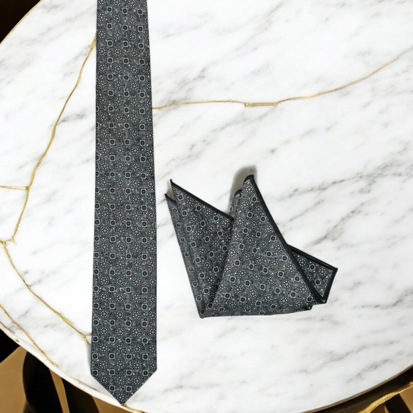 Classic Vintage Pattern with Chrome Base  - Istanbul Fashion Tie - Classic Wide