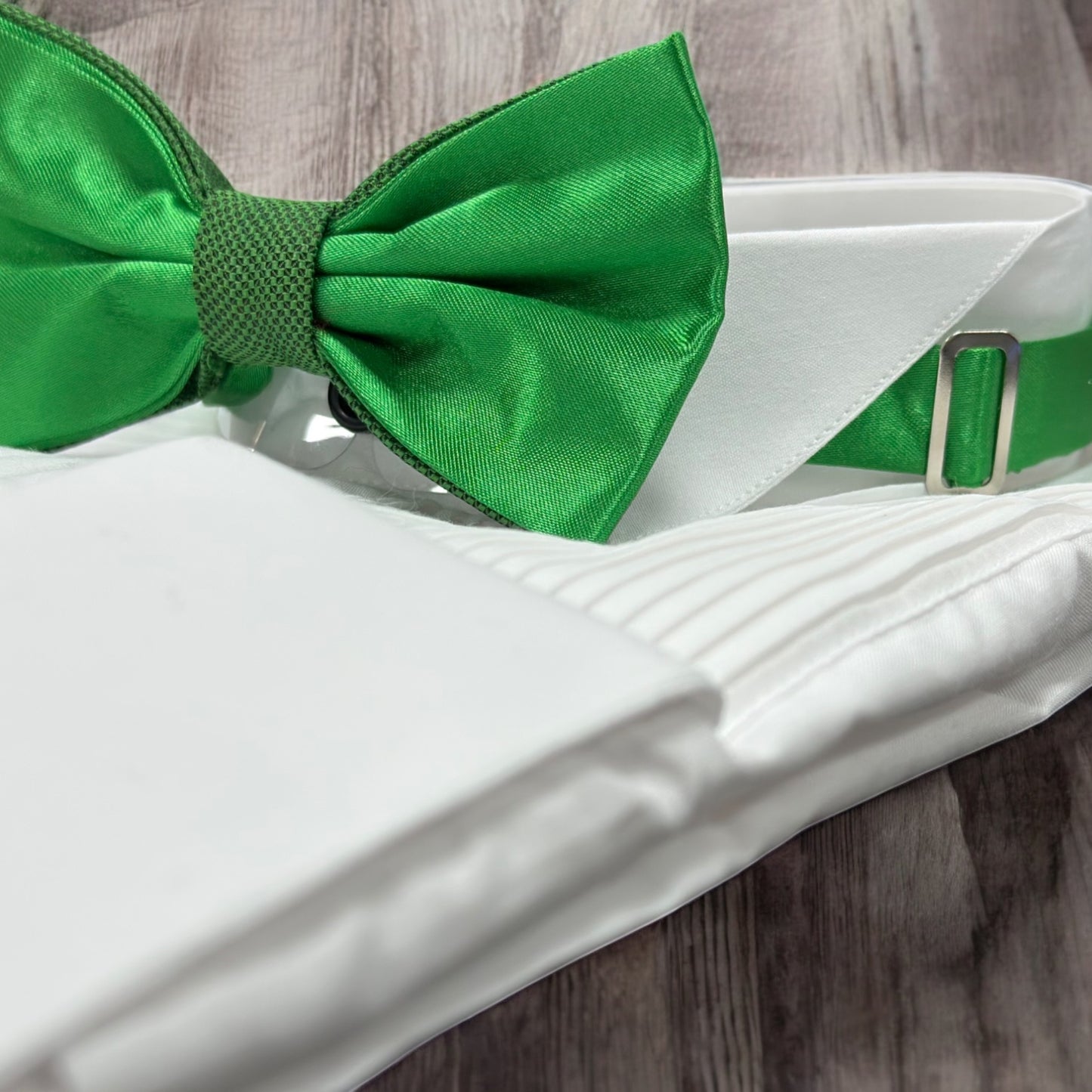 Bright Green Bow Tie with Adjustable Strap-Reversible Silky and Texture