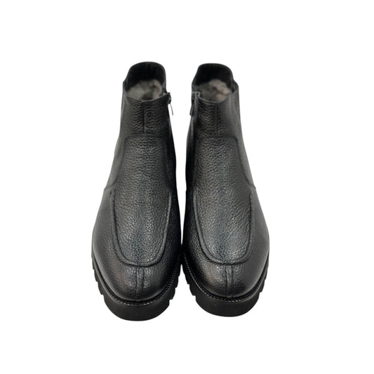 Detailed Black Ankle Boots-  with  sided Zipper-Luxury Leather- Fury Interior  and Rubber Bottom-2718